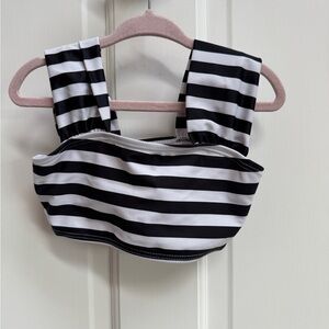 NWOT PatPat 3-4Y Girls Black and White Stripe Ruffle Sleeve Bikini Top Swimsuit